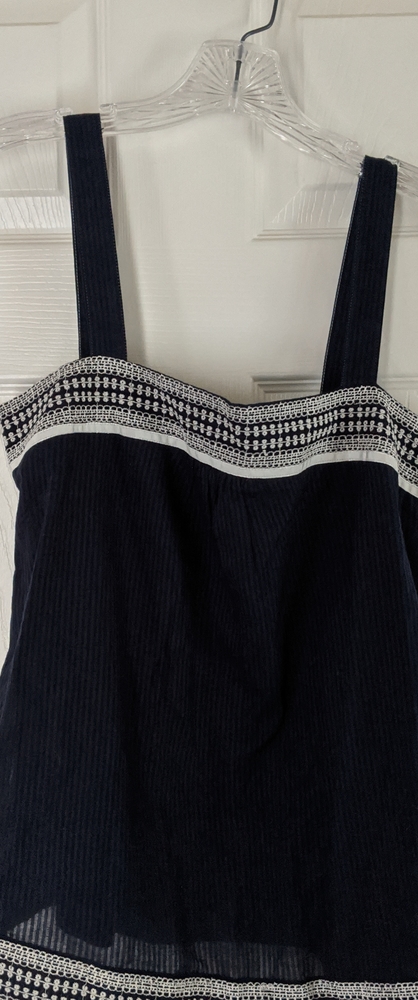 American Eagle sleeveless light cotton top